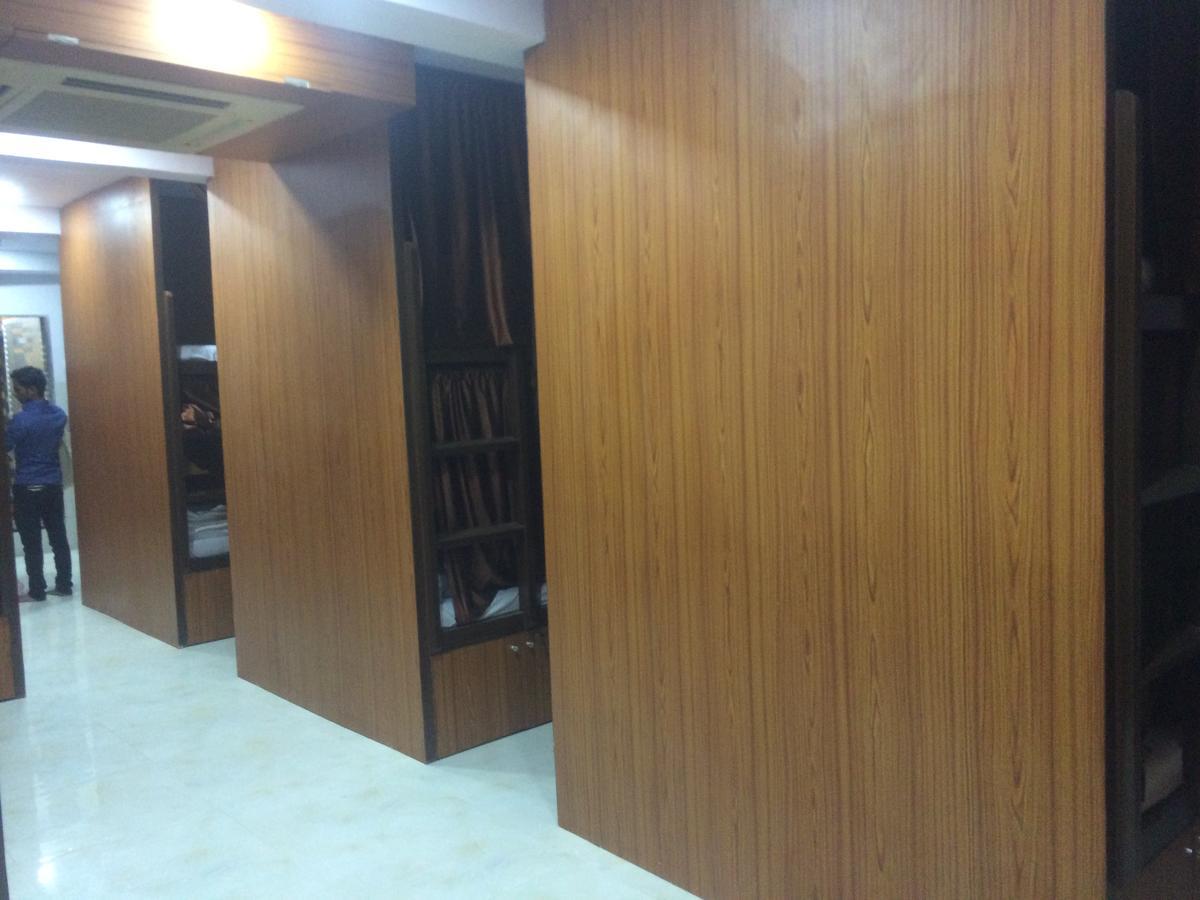 Zara Dormitory Bombay Extérieur photo